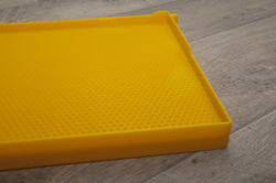 Celoplastový rámek r.m. 39x24 - termoplast - žlutý